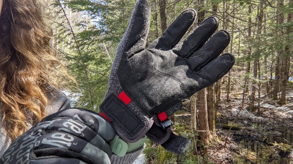 Outdoor Adventure Gloves