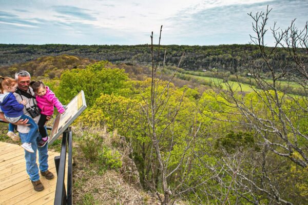 How to Stay Safe in the Outdoors